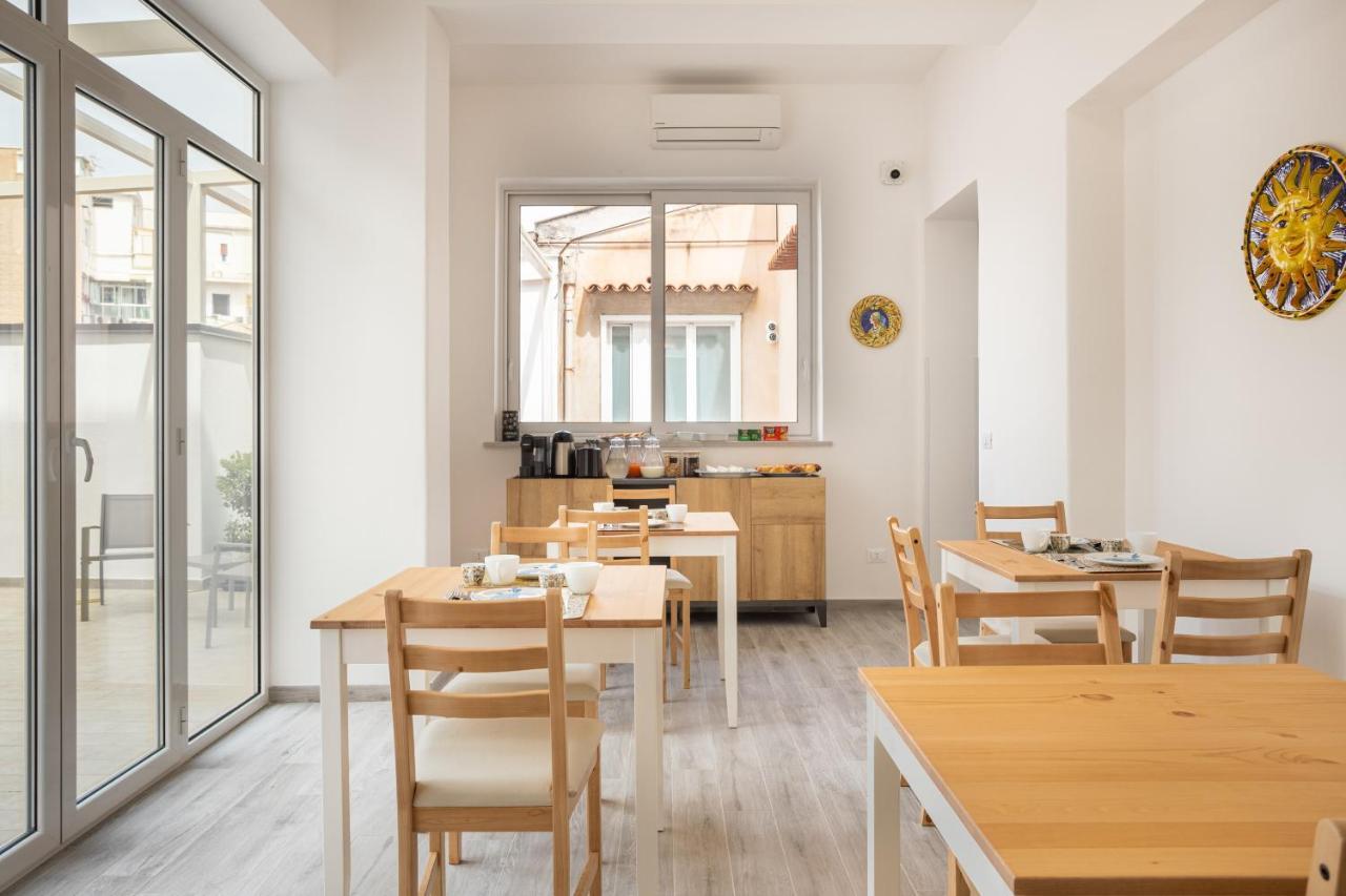 Le Cinque Stanze Palermo Room&Breakfast Exterior foto